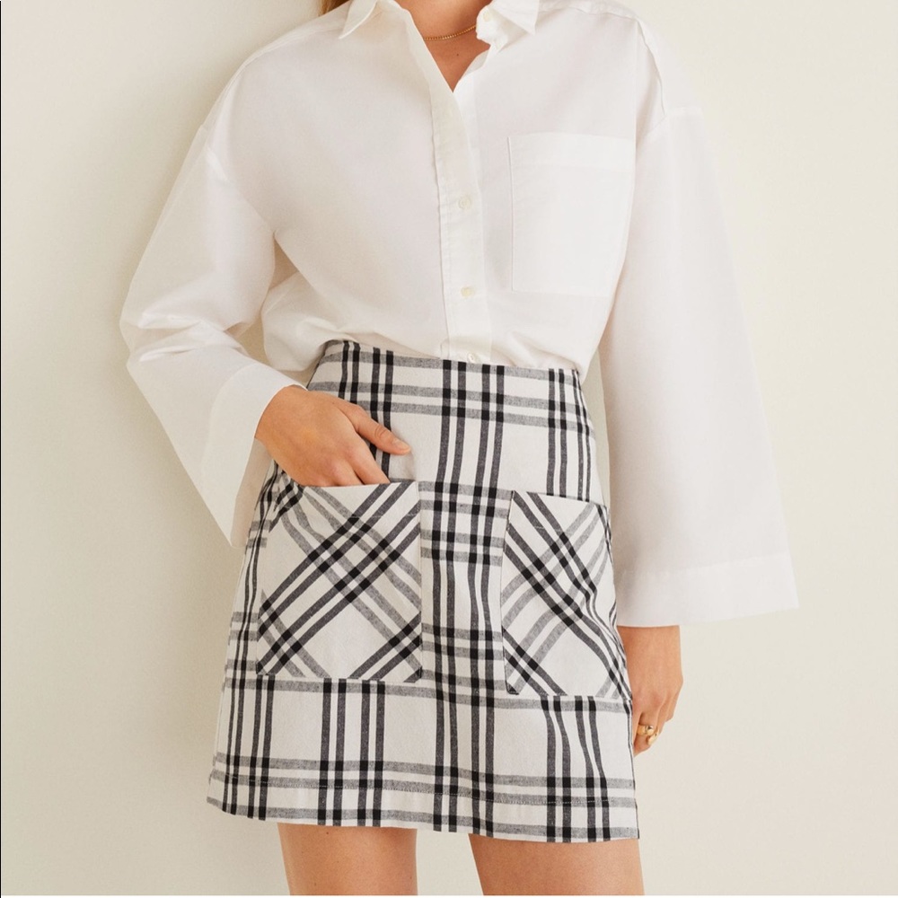 Check mini skirt - Picture 3 of 3